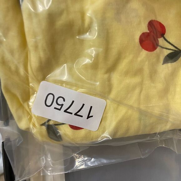 New OnFire T-Shirt Women 3X Plus Yellow Cherry Print Crew Neck Short Sleeve - Picture 10 of 10